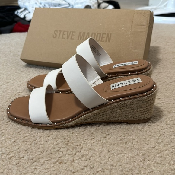 Steve Madden Azucar White Wedge Espadrille sandal - Picture 2 of 7